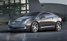  GM ra mắt Cadillac ELR giá 68.500 USD 