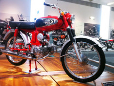  Honda CS90 đời 1967 