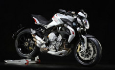  MV Agusta trình làng Brutale 800 Dragster 