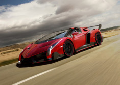  Vẻ đẹp 4,4 triệu đô của Veneno Roadster 