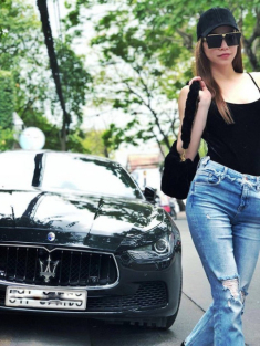 Không chỉ sao Việt thôi đâu, giới trẻ cũng đang phát cuồng vì chiếc kính này!