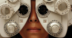 Nhóm bệnh nhân bị ung thư mắt hiếm gặp khiến các nhà khoa học bối rối
