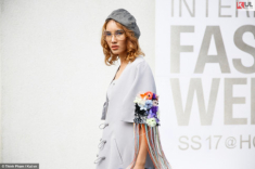 VIFW 2017: Nổi bật với loạt trang phục rực rỡ, Street style ngày thứ 3 tràn ngập những item hay ho