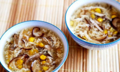 Cách làm soup gà nấm hương thơm ngon