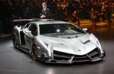  Lamborghini Veneno Coupe 