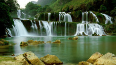 10 thác nước tự nhiên đẹp nhất cần được bảo tồn, trong đó có Việt Nam