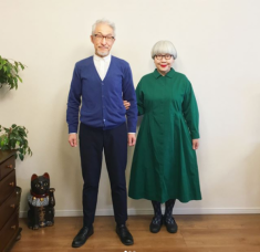 Cặp vợ chồng U70 Nhật suốt 37 năm hạnh phúc và style diện đồ đôi khiến giới trẻ kinh ngạc