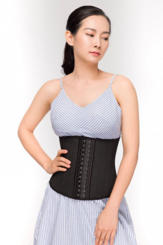 Đi tìm chiếc corset chuẩn giúp phái đẹp sở hữu vòng eo con kiến