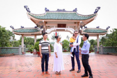 Đoan Trang và chồng Tây thực hiện bộ ảnh cưới lãng mạn, đậm chất Nam bộ ở khu di tích hơn 300 năm tuổi