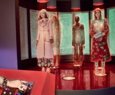 ‘Sởn da gà’ với hình ảnh chiến dịch thời trang đậm chất khoa học viễn tưởng của Gucci