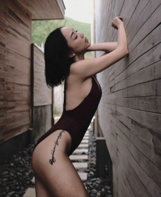 Tóc Tiên đích thị là nữ ca sĩ chăm chỉ diện bikini nhất của showbiz Việt