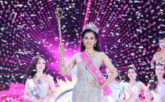 Trần Tiểu Vy- người đẹp 10X đăng quang Hoa hậu Việt Nam 2018