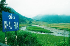 Về Yên Bái nhớ ghé thăm Đèo Khau Phạ nổi tiếng xứ Tây Bắc