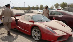  Bán đấu giá siêu xe Ferrari Enzo bị bỏ rơi 