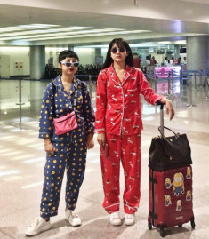 Cười ra nước mắt với hình ảnh Kiều Trinh - Trang Hý ‘lầy lội’ rủ nhau mặc pijama ra sân bay