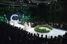 Gần 1000 khách mời có mặt tại Jardin de Calla - Khu vườn váy cưới hoành tráng và xúc động nhất 2018