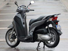  Honda SH300i ABS 2011 bắt đầu chinh phục châu Âu 