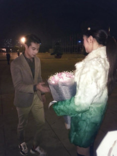 HOT: Hương Giang được bạn trai người Thái bất ngờ cầu hôn