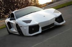  Lamborghini Aventador nhái giá 60.000 USD 