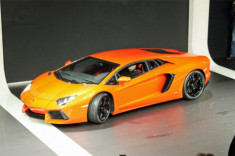  Lamborghini LP700-4 chính thức trình làng 