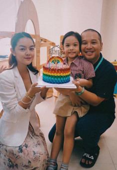 Lần đầu tiên Phạm Quỳnh Anh và Quang Huy xuất hiện cùng nhau sau thông tin ly hôn ở sinh nhật con gái