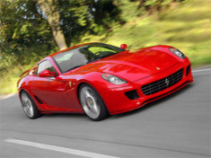  Nhà giàu Trung Quốc mê Ferrari 