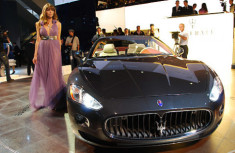  ‘Siêu mẫu’ mui trần Maserati GranCabrio 