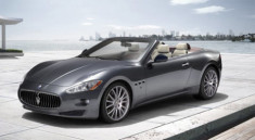  Siêu xe Maserati GranCabrio mui trần lộ diện 