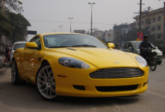  Thêm một siêu xe Aston Martin DB9 coupe về Hà Nội 