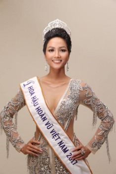 Trong nước bị chê, Fans quốc tế chấm tân HHHV H‘Hen Niê vào Top 5 Miss Universe 2018