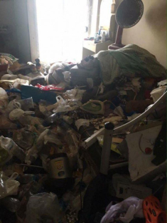 Để phòng trọ như bãi rác suốt 7 năm, cô nàng tomboy bị chủ nhà “đuổi thẳng” khi mở cửa