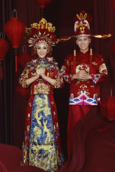 1 năm ngày cưới mà “công chúa” Lâm Khánh Chi tổ chức tiệc hoành tráng như kỉ niệm đám cưới kim cương