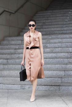 Chất như Tăng Thanh Hà, sáng đi làm tối đi “quẩy” cùng chồng chỉ diện đúng 1 chiếc váy
