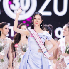 Nhập viện gấp để phẫu thuật, Á hậu Thúy An vụt mất cơ hội thi quốc tế