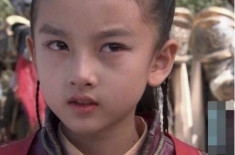 Tiểu Na Tra xinh nhất màn ảnh: Gia thế “khủng”, lớn lên đẹp hơn cả Trương Bá Chi