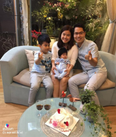 Mẹ bỉm sữa sở hữu hàng trăm bình hoa, chồng tranh phần chăm con để vợ tha hồ thỏa mãn