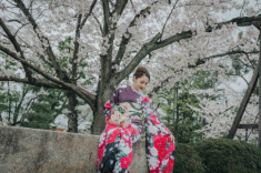 Bảo Anh hóa nàng Geisha khoe sắc bên hoa anh đào Nhật Bản