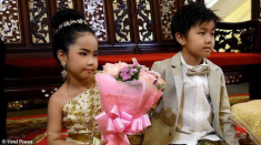 Chị và em trai song sinh 6 tuổi làm đám cưới cực xa xỉ, của hồi môn 180 triệu đồng