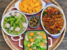 Giúp việc “ngồi chơi xơi nước” còn bà chủ đi chợ nấu cơm, bữa ăn ngon hết phần thiên hạ