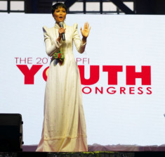 Hoa hậu H‘Hen Niê trở thành diễn giả trước các đại biểu tại Philippines