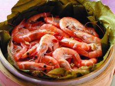Mẹ đảm nấu tôm không cần bóc vỏ kiểu này, con lười ăn cũng phải “chén” hết 2 bát cơm