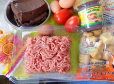Tự nấu bún riêu thịt thơm ngon, đủ chất cho bữa sáng cả nhà không phải ăn hàng nữa
