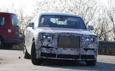 Bất ngờ Rolls-Royce Phantom 2018 hé lộ hình ảnh chạy thử trên đường