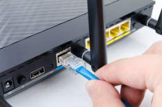 Lời khuyên của FBI cho dân mạng toàn cầu: hãy reset modem và router internet ngay bây giờ