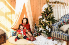 Maya đón Giáng sinh bên con gái 4 tuổi
