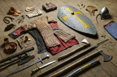 Trang bị của binh sĩ đã thay đổi như thế nào trong 1000 năm qua?