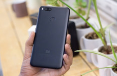 Trên tay Xiaomi Mi 5X, cấu hình hơn hẳn Bphone 2, giá gần 6 triệu đồng