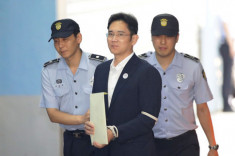 Với tội danh hối lộ và khai man, phó chủ tịch Samsung lĩnh án 5 năm tù
