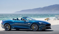  Aston Martin Vanquish Volante giá 300.000 USD 