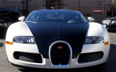  Bugatti Veyron phiên bản độc màu trắng đen 